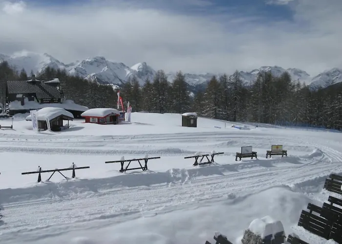 Orso Bianco Hotel & Chalet