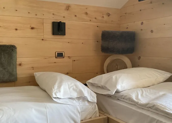 Orso Bianco Hotel & Chalet