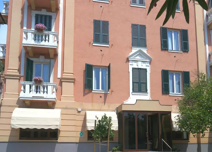 Hotel Flora