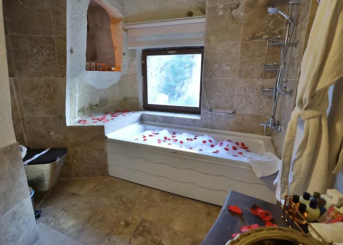 Demisos Cave Hotel