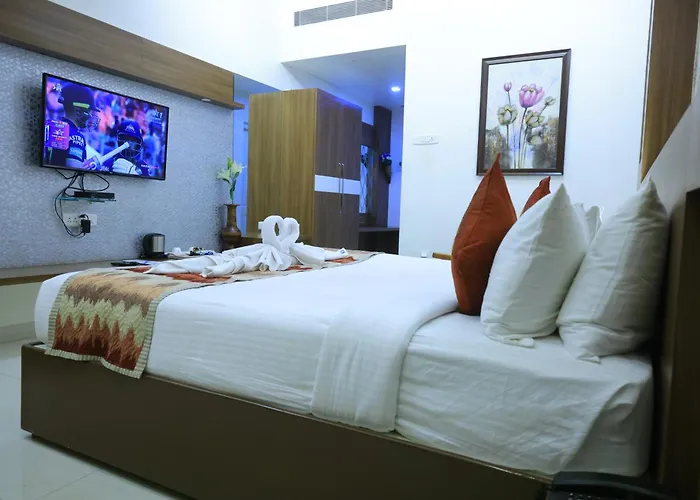Hotel Dsf Grand Plaza