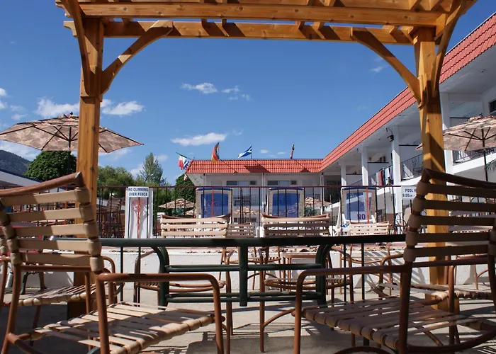 Riverside Motel