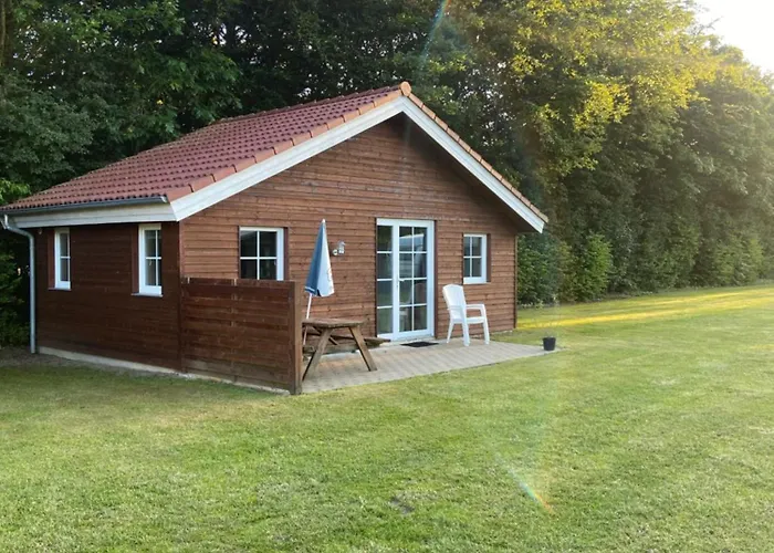 Holme A Camping & Cottages