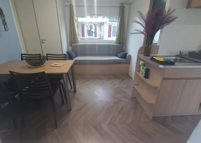 Mobil Home A Vias - Vos Vacances A La Mer