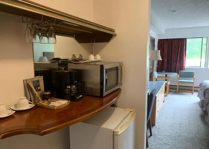 Providence Place Inn