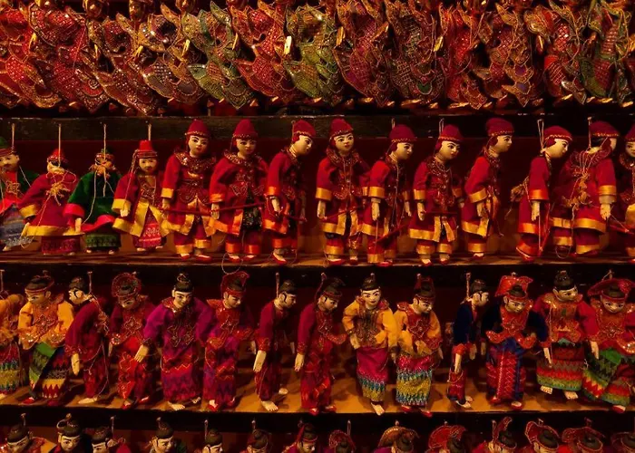 Yadanarpon Dynasty Hotel