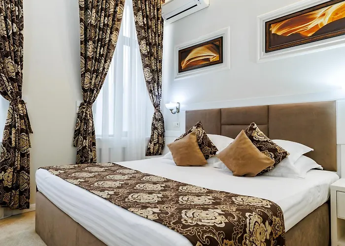 La Strada Boutique Villa