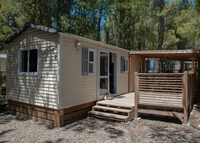 Camping La Peiriere - Chalet & Mobile-Home