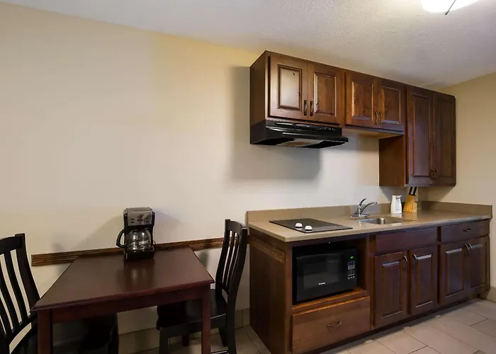 Country Inn & Suites By Radisson, Marion, Il
