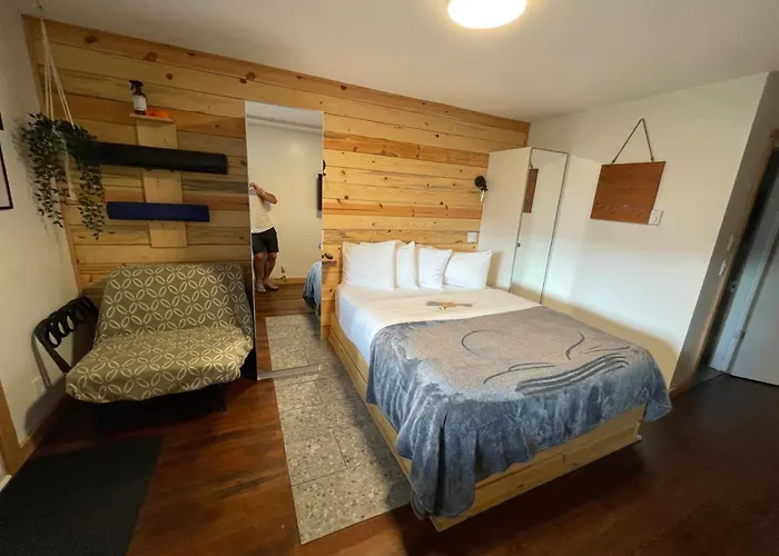 The Valley View Cabins And Event Center