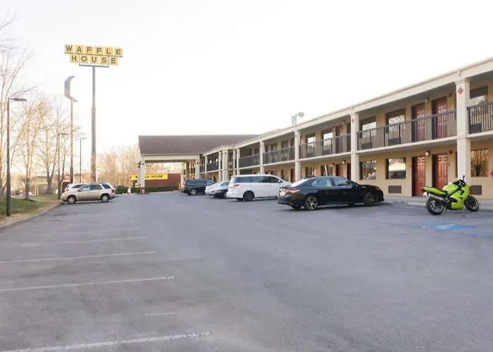 Days Inn By Wyndham Adairsville