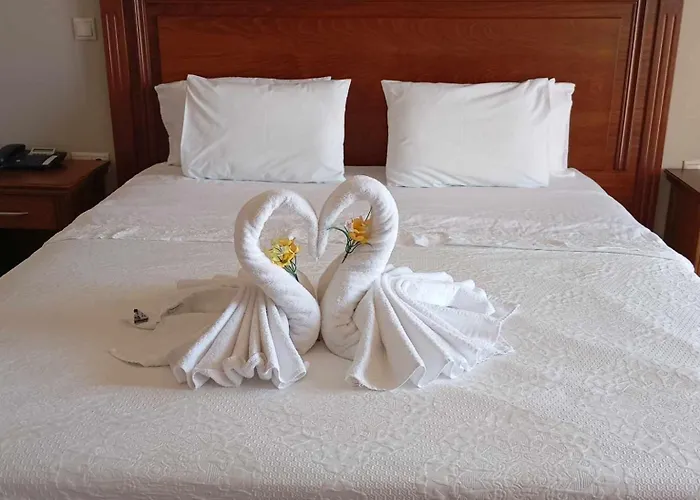 Siris Hotel