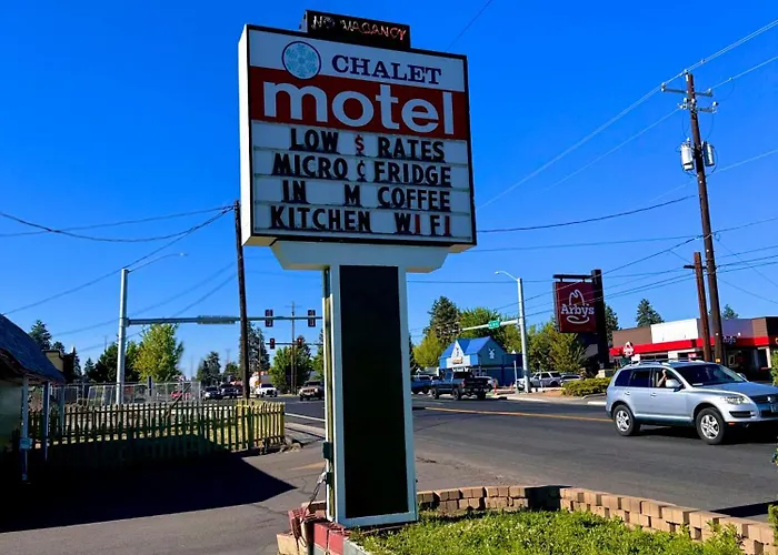 Chalet Motel - Your Cozy Basecamp For Bend Adventures