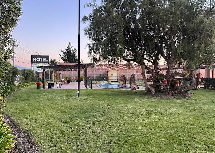 Hotel Altos De Tuqui