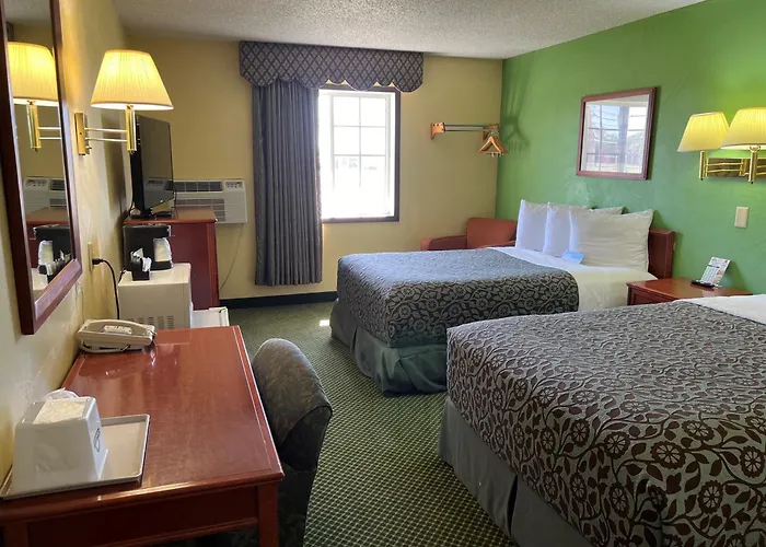 Days Inn By Wyndham Great Bend