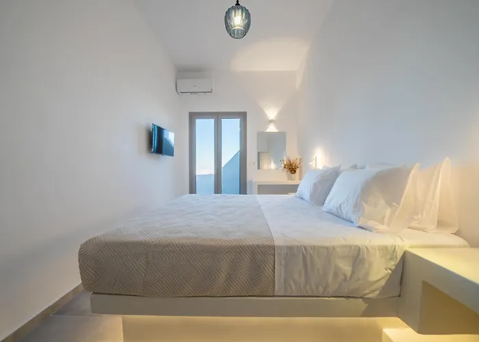 Alaya Suites