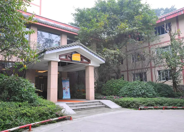 E-Mei Mountain Hotel
