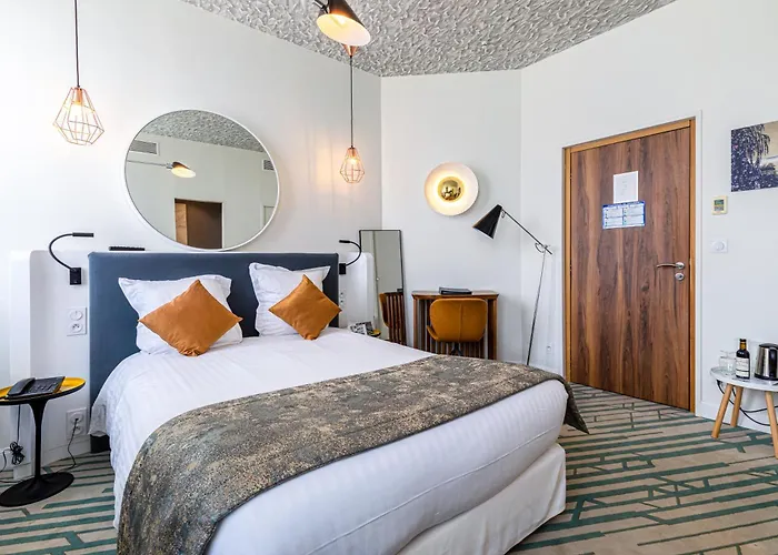 Hotel Le Saint Gelais