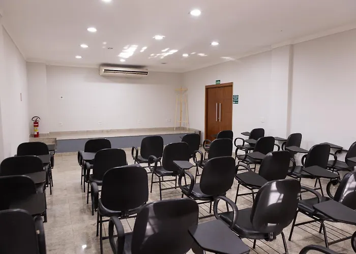 Hotel Bombonato Uberaba - Facil Acesso Ao Aeroporto E Parque De Exposicoes Abcz