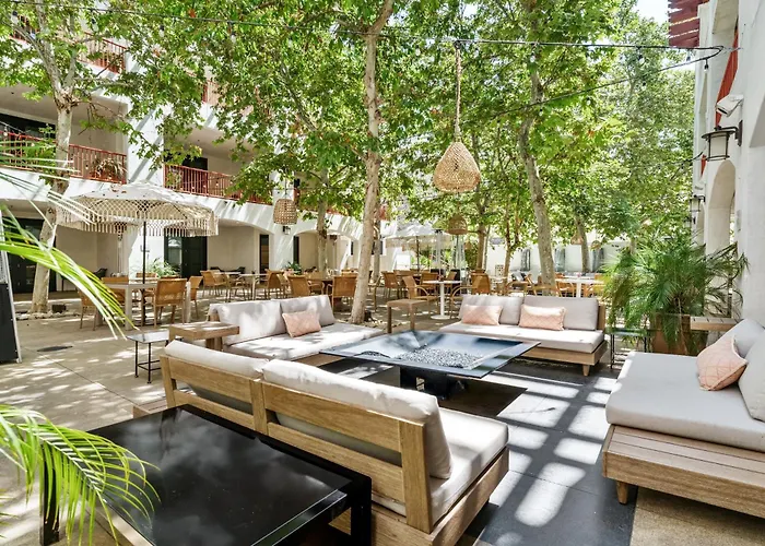 Hotel Casa 425 + Lounge, A Four Sisters Inn