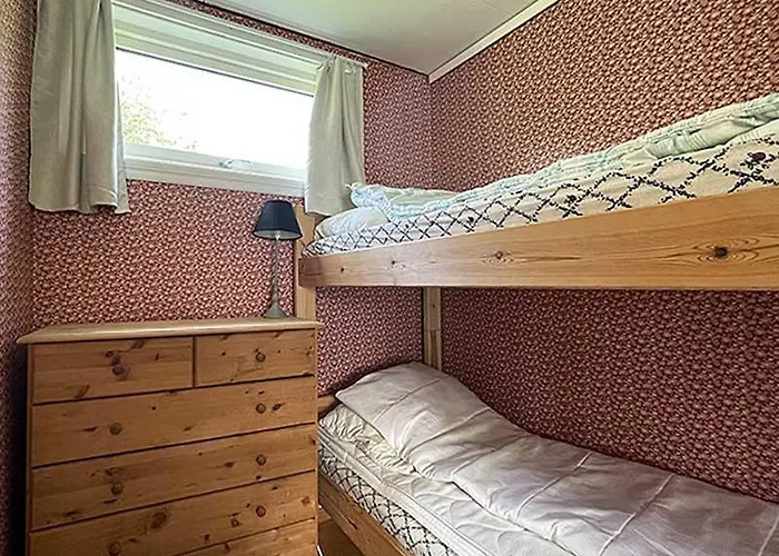 Selje Camping - Hytte Nr 4