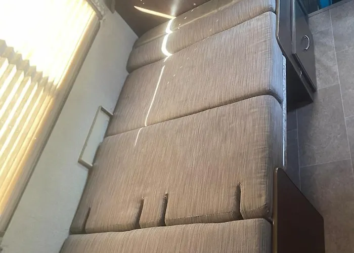Aj-Xl Rv Rental