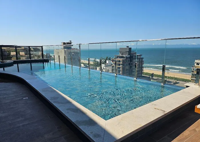 Conforto E Praticidade Na Praia Brava!