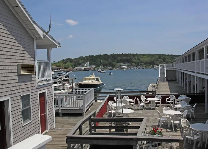 Tugboat Inn