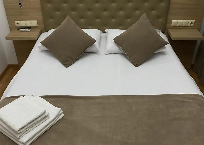 Hotel Varios