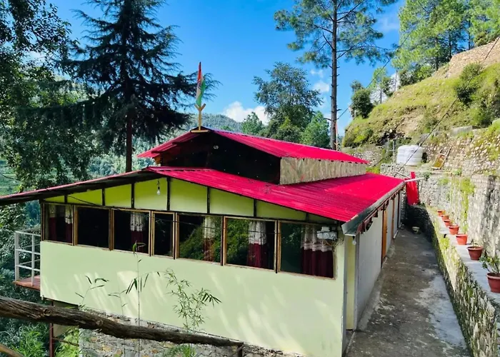 Goroomgo Peace Space Resort Nainital
