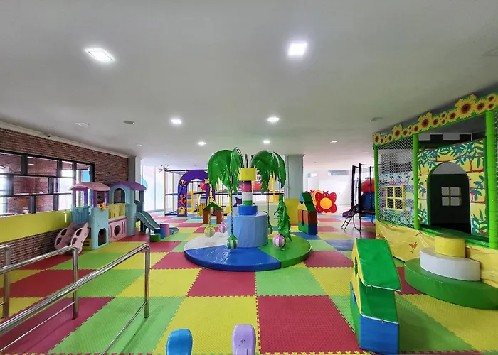 Grand Bayu Hill Hotel