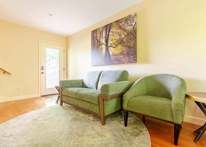 Crows Nest Luxury Near Asheville