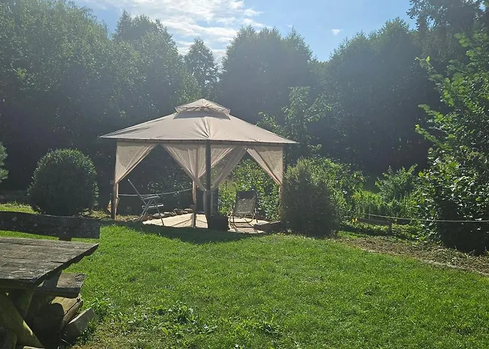 Camping - Idyllischer Wohnmobilstellplatz in der Mecklenburgischen Seenplatte#Mecklenburg-Vorpommern #See #Landleben