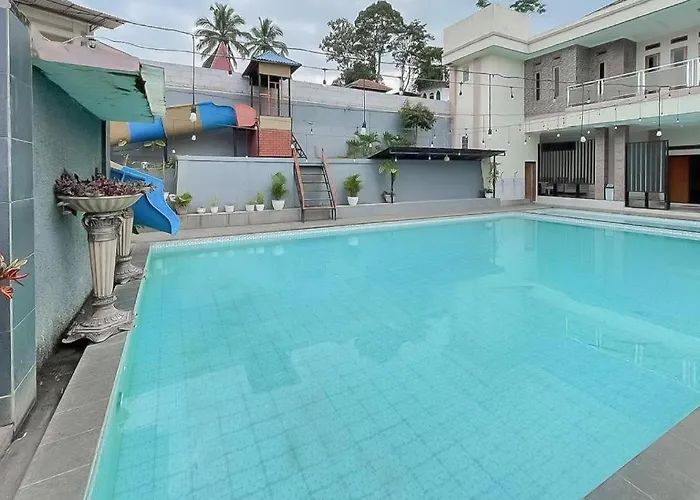Reddoorz Resort Syariah @ Rancakalong Sumedang