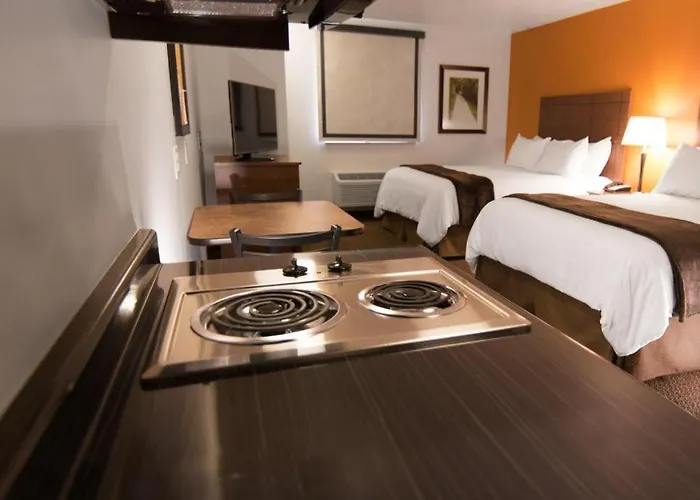 My Place Hotel Davenport