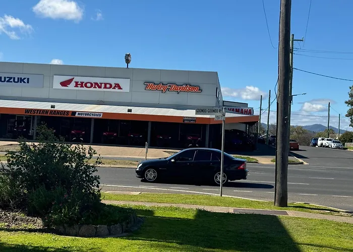 Town And Country Motor Inn