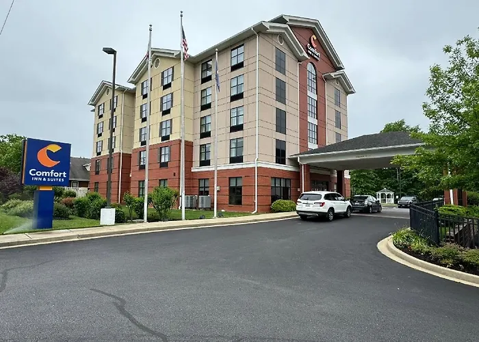 Comfort Inn & Suites Lexington Park Near Pax River