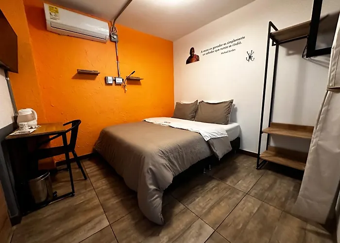 Colinkhouse Hotel