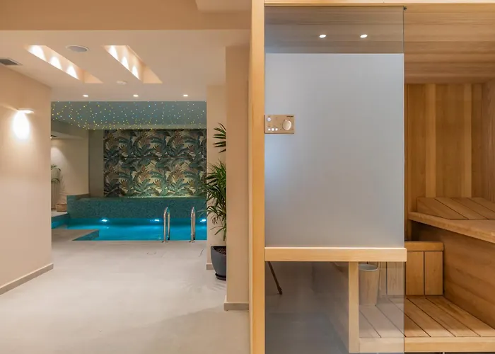 Ionian Plaza Hotel & Spa