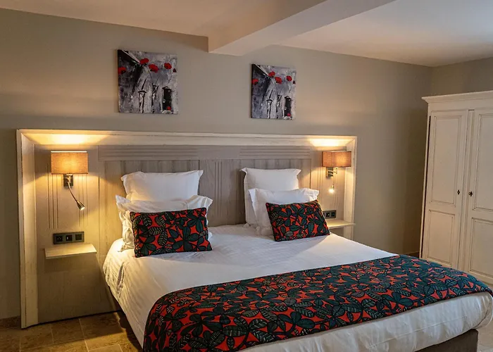 Domaine De Monrecour - Hotel & Restaurant - Proche De Sarlat