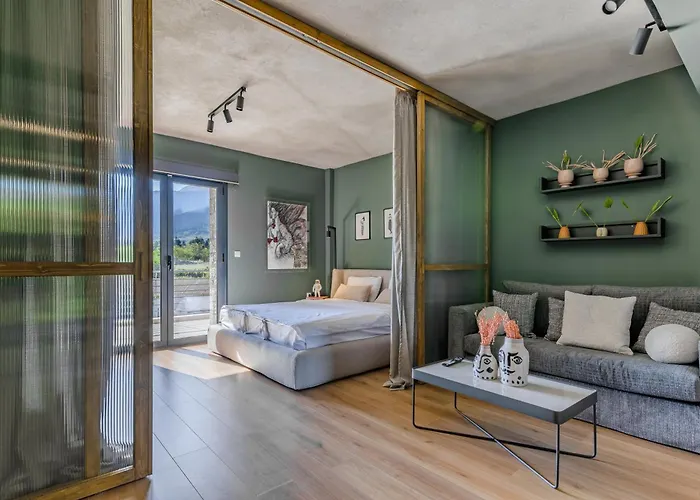 Oniropetra Boutique Hotel