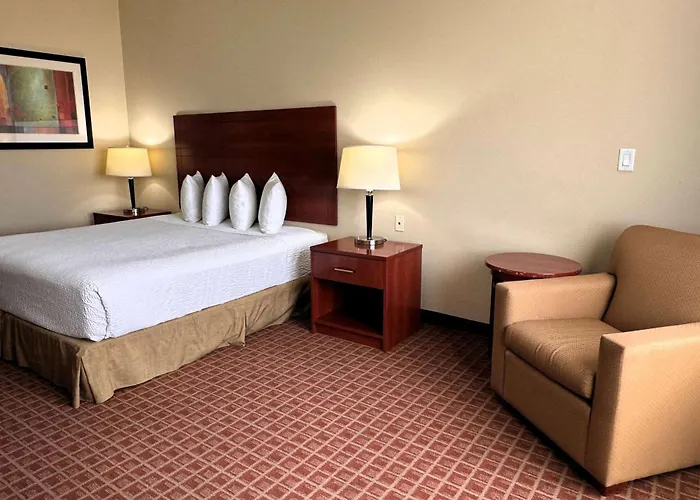 Ramada By Wyndham College Station