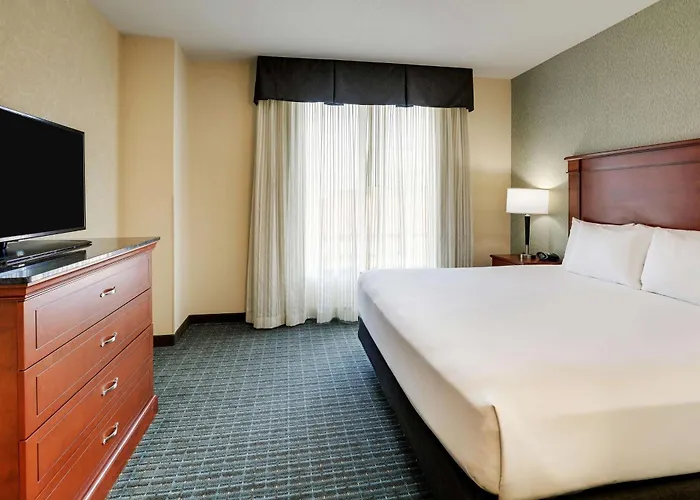 Drury Inn & Suites Grand Rapids