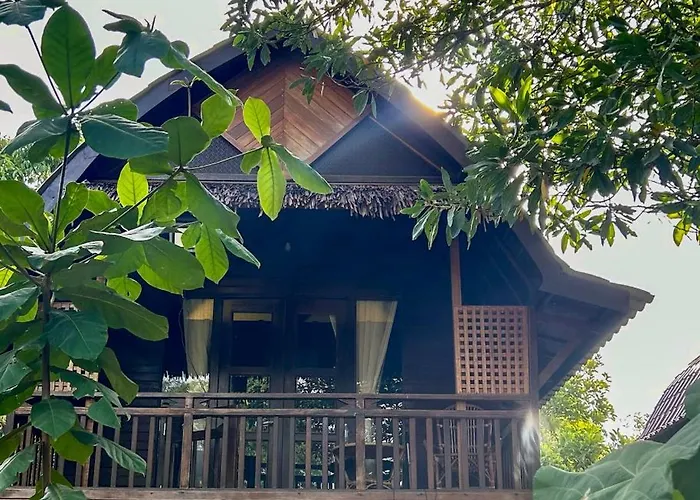 Golden Chenang Village
