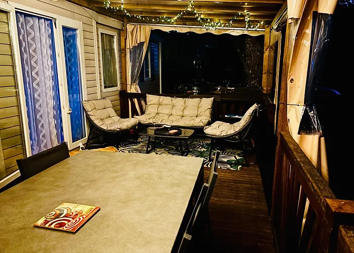 Superbe Mobilehome 3 Ch, Climatise Tout Confort