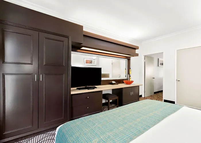 Best Western Plus Irvine Spectrum Hotel