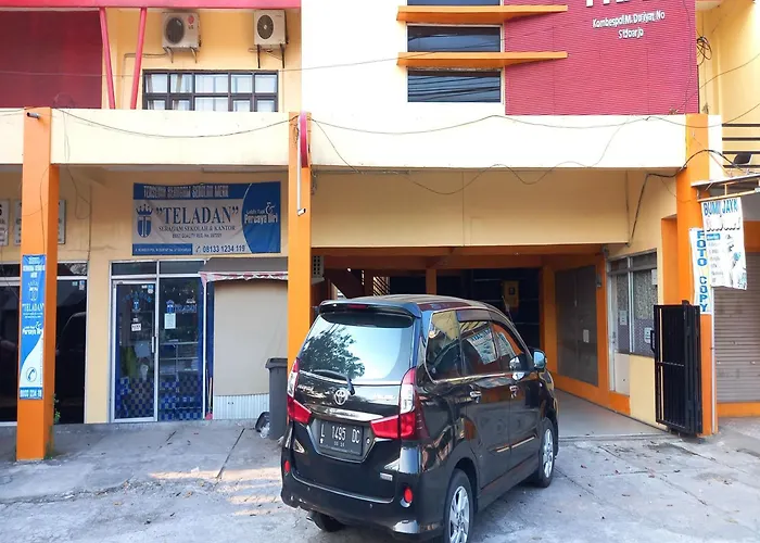 Reddoorz Syariah At Hotel Pandan Wangi Near Alun Alun Sidoarjo