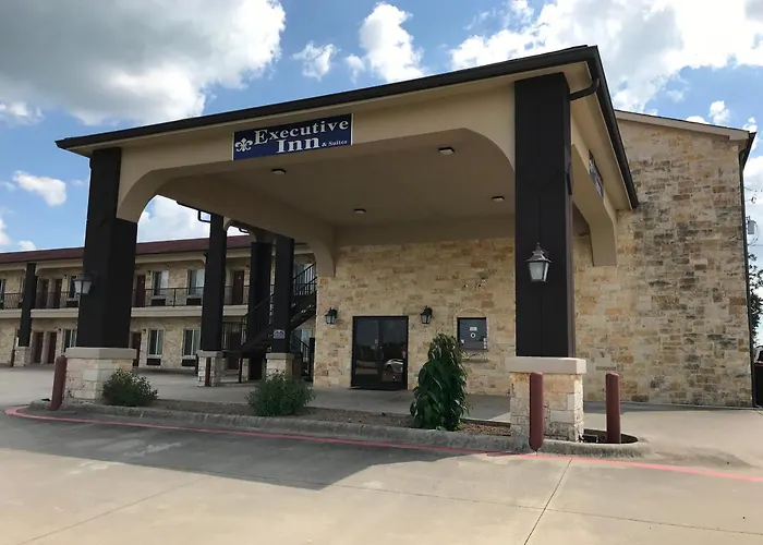 Executive Inn And Suites