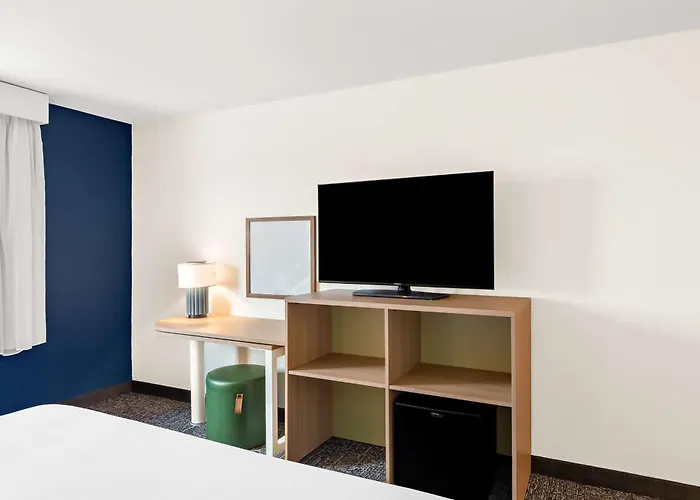 Spark By Hilton Springfield Southwest