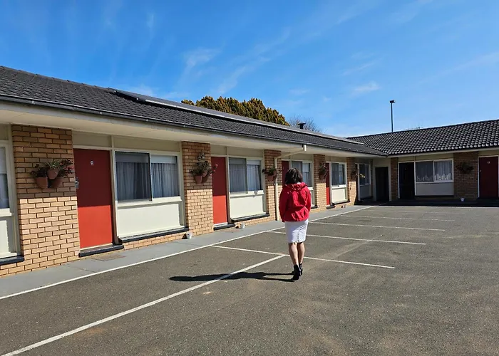Country Lodge Motor Inn